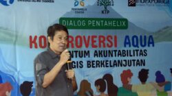 Kritik publik menguat karena Gubernur Jawa Barat absen saat bencana, sementara warga terdampak banjir dan longsor menunggu kepemimpinan.