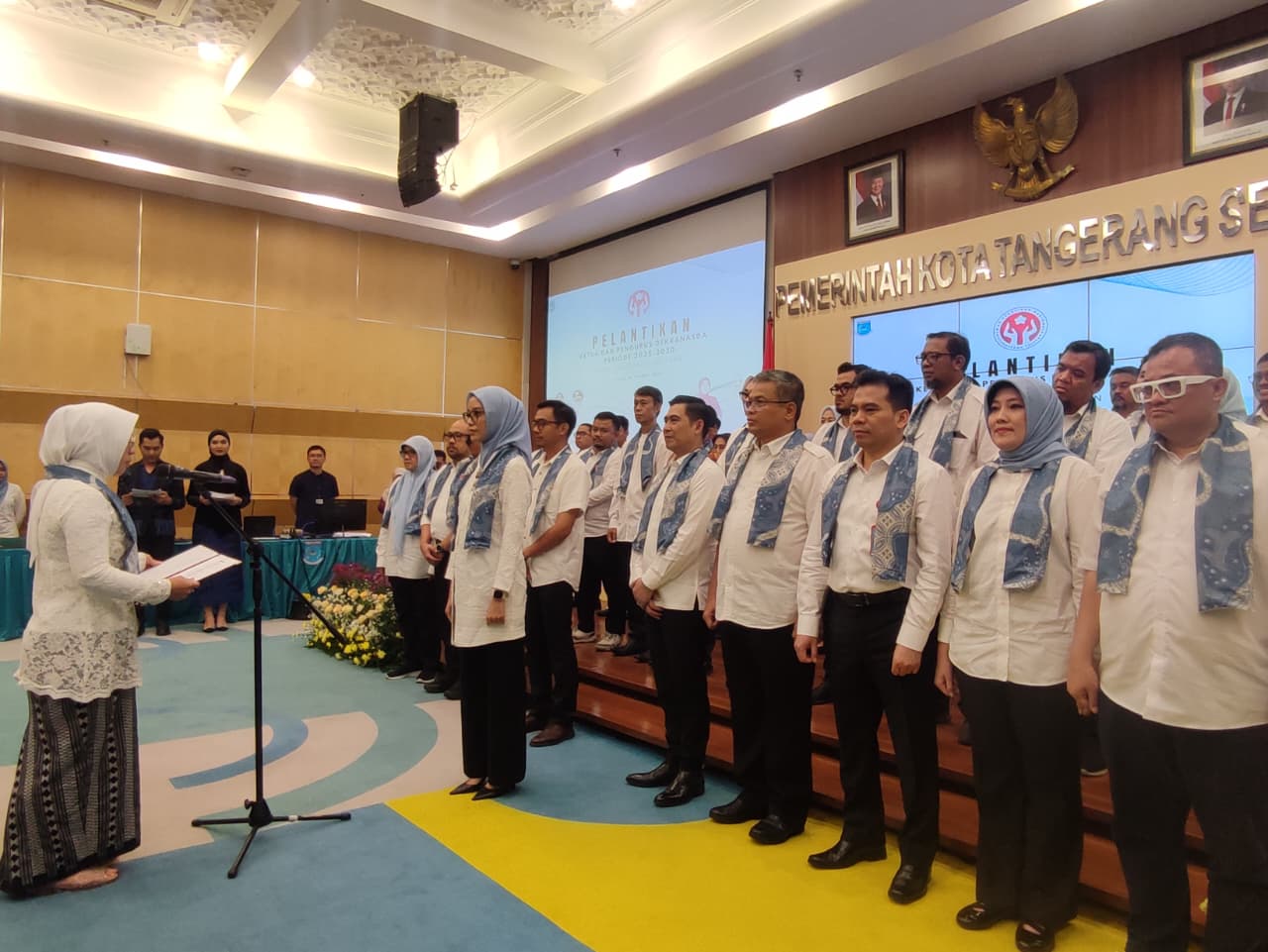 Pelantikan Truetami Ajeng sebagai Ketua Dekranasda Tangsel menegaskan komitmen penguatan UMKM, kerajinan, dan ekonomi kreatif kota.