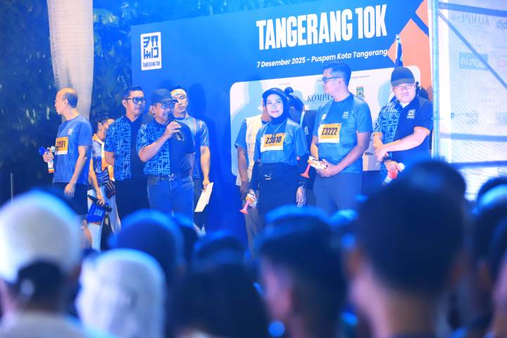 Tangerang 10K 2025 berhasil digelar, menghadirkan ribuan pelari dan jalur lomba steril, sambil mempromosikan olahraga dan kesehatan.