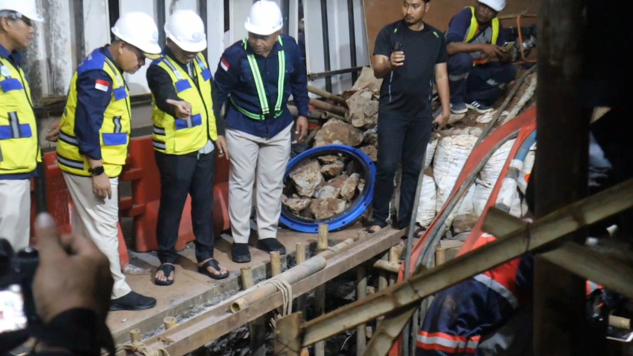 Sachrudin dan Dirut Perumda TB Kota Tangerang Pantau Interkoneksi Jaringan Pipa 30 Ribu Pelanggan