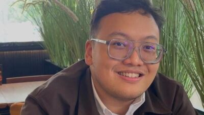 Abraham Garuda menegaskan Gen Z menolak Pilkada tidak langsung. Pilkada langsung dinilai harga mati demi menjaga demokrasi.