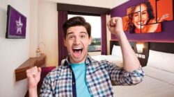 Nikmati Flash Sale Fame Hotel Gading Serpong mulai Rp403 ribu per malam. Promo terbatas, hotel fun, modern, dan lokasi strategis.