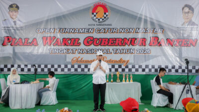 Wagub Banten menegaskan catur berperan membangun kecerdasan dan karakter anak melalui turnamen catur nasional di Tangerang.