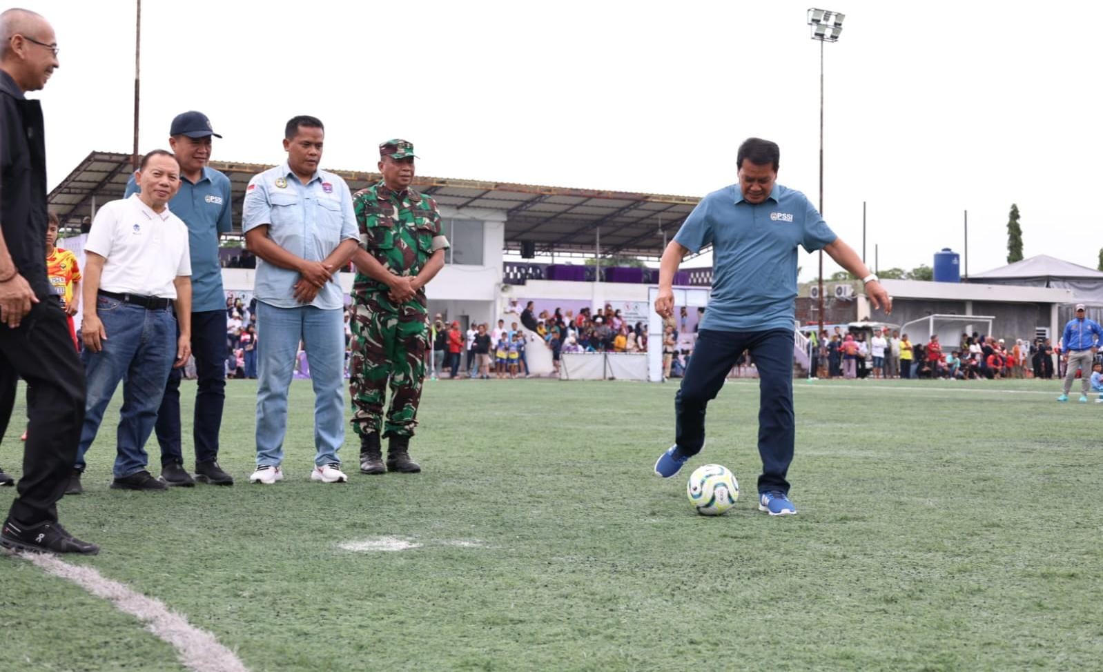 Bupati Tangerang menutup ASSKAT League Season 3 di Pasar Kemis sebagai ajang pembinaan atlet muda dan penguatan sportivitas.