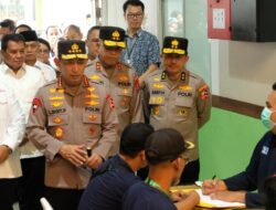 Kapolri dan KSPSI Gelar Bakti Sosial di PT Chingluh Tangerang