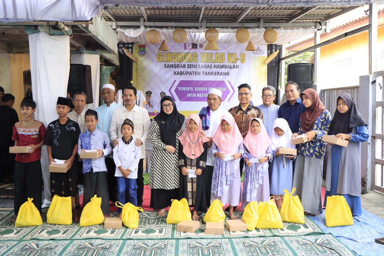 Wabup Tangerang Intan Nurul Hikmah hadiri Milad ke-IX Sanggar Seni Laras Hambalan di Kresek dengan pentas budaya.