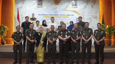 Kajari Kabupaten Tangerang Fajar Gurindro melantik dua pejabat baru guna memperkuat kinerja dan sinergi Kejaksaan.