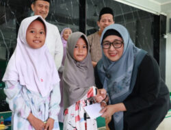 Intan Nurul Hikmah Hadiri Santunan 115 Anak Yatim Piatu di Kecamatan Pegedangan