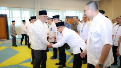 Wali Kota Tangsel Benyamin Davnie mengukuhkan ratusan pejabat seiring perubahan nomenklatur dan restrukturisasi organisasi.