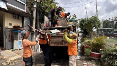 DLH Kota Tangerang mencatat 8.532 ton sampah ditangani selama libur Lebaran 1447 H. Lonjakan tertinggi terjadi pada H-1 Idulfitri.