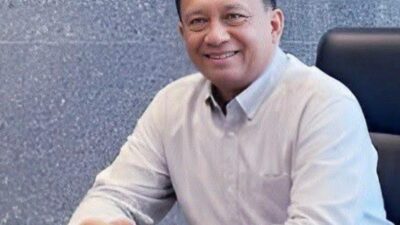 Dirut TVRI mundur, wacana RTRI menguat. Tantangan transformasi digital dan masa depan media publik di era OTT.