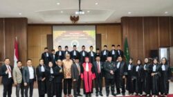 Sebanyak 19 advokat DePA-RI disumpah di PT Jawa Tengah. Hakim ingatkan pentingnya integritas, profesionalisme, dan literasi teknologi.