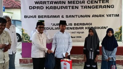 Jurnalis Media Center DPRD Kabupaten Tangerang menggelar santunan puluhan anak yatim dan buka puasa bersama di bulan Ramadan.