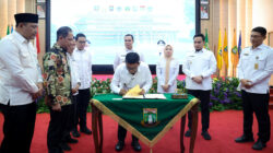 Pemprov Banten percepat PSEL, olah 4.000 ton sampah jadi energi listrik demi ketahanan energi dan lingkungan berkelanjutan.