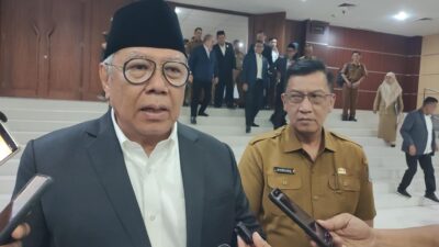 Pemkot Tangsel fokus tangani sampah, banjir, dan kemacetan, hasilnya mulai terlihat dengan berkurangnya titik banjir di wilayahnya