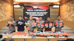 Polda Banten ungkap dua kasus narkoba dengan barang bukti 71 kg sabu, tiga tersangka diamankan dan terancam hukuman mati.