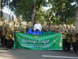 Bantu Warga Jelang Lebaran, IAD Kejari Kabupaten Tangerang Adakan Pasar Murah dan Berbagi Takjil