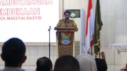 Bupati Tangerang meminta dana hibah Rp100 juta untuk koperasi segera dimaksimalkan demi penguatan usaha lokal.