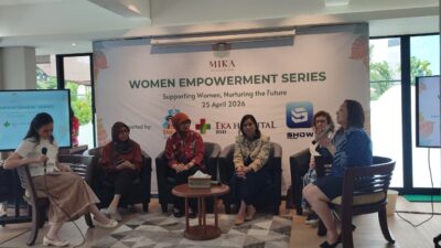 Talkshow Mika Daycare bahas pentingnya childcare untuk dukung produktivitas perempuan dan keseimbangan kerja serta keluarga.