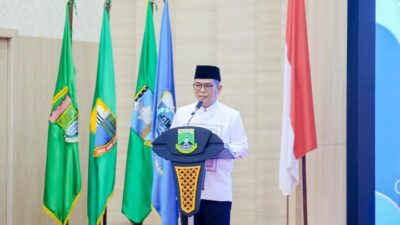 Harga BBM dipastikan tidak naik 1 April 2026. Gubernur Banten imbau warga tidak panic buying dan tetap tenang.