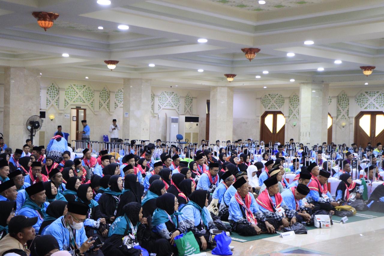 Pemkab Tangerang tingkatkan fasilitas haji 2026, uang saku naik jadi Rp750 ribu, pelayanan dan kenyamanan jamaah ikut diperkuat.
