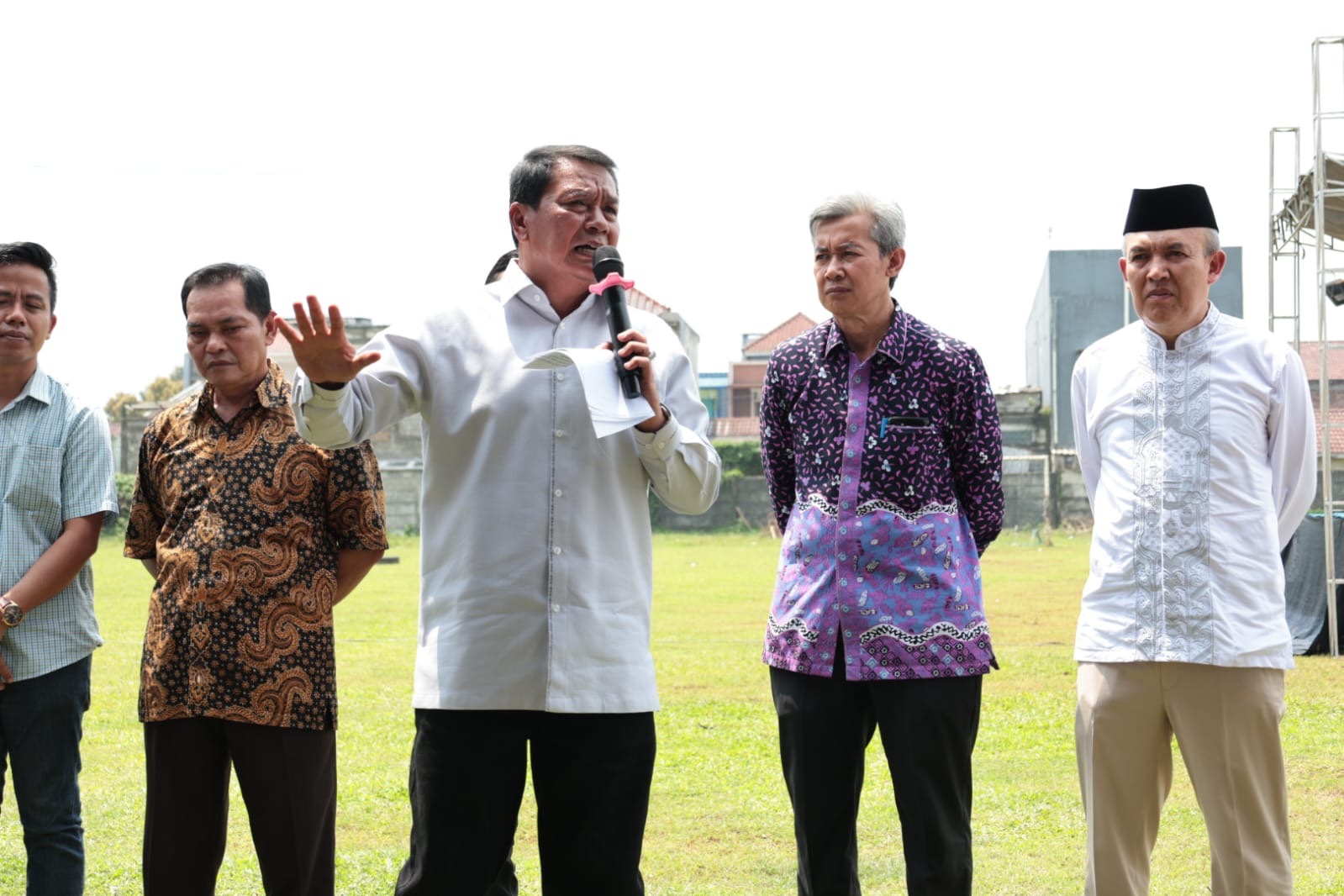 Bupati Tangerang tekankan peran strategis Kadus sebagai ujung tombak pelayanan masyarakat dan kunci sukses pembangunan desa.