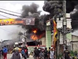 Bengkel Ukuran 5×6 Meter di Pamulang Ludes, Kerugian Capai Rp3,5 Miliar