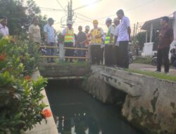Bangunan Liar Tutup Drainase, Pemkot Tangsel Siapkan Penertiban di Melati Mas
