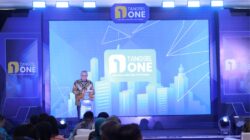 Wali Kota Tangsel meresmikan Tangsel One untuk menghadirkan pelayanan publik yang lebih cepat, mudah, dan efisien.