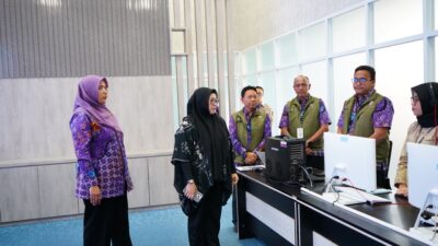 Wabup Tangerang meninjau Diskominfo untuk memastikan keamanan data server, akurasi informasi publik, dan optimalisasi layanan darurat 112.