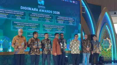 Pemkot Tangsel meraih dua penghargaan digitalisasi dari Bank Indonesia pada Festival Digital Jawara 2026 di Banten.