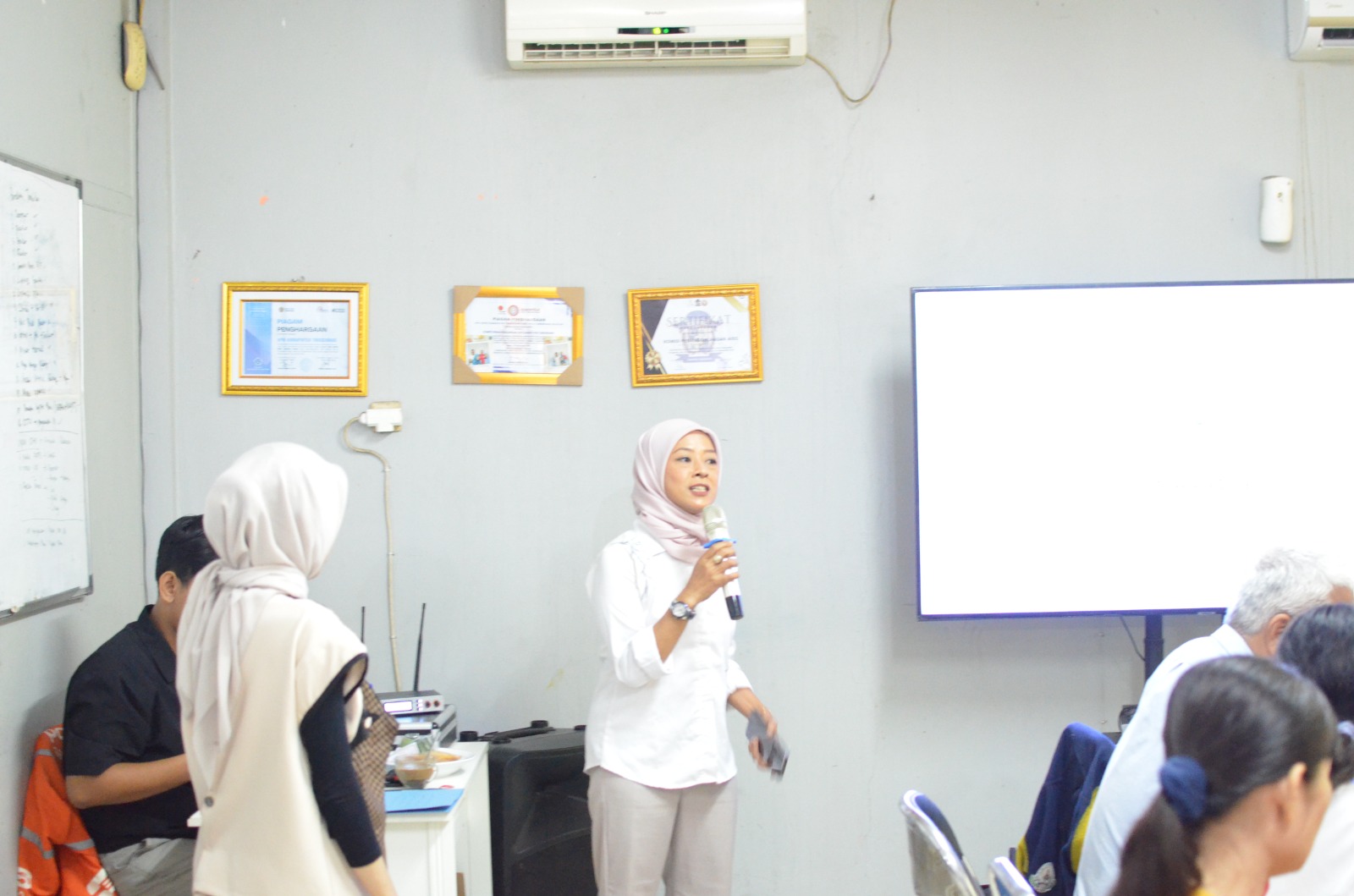 dukungan psikososial anak dengan HIV di Tangerang, KDS Bougenville Sehati Kabupaten Tangerang, edukasi caregiver anak dengan HIV dan ODHIV