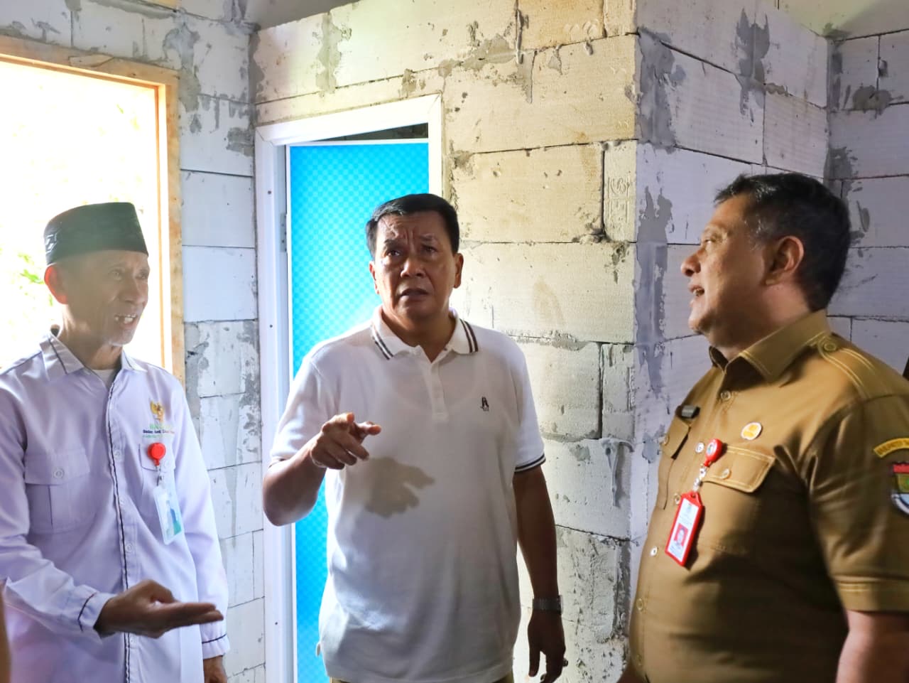 Bupati Tangerang Maesyal Rasyid memastikan program bedah rumah tidak layak huni terus berlanjut di berbagai wilayah.