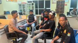 Keributan di Lapo Sopo Tigaraksa berujung pengeroyokan, korban luka kepala, polisi selidiki pelaku dan motif kejadian.