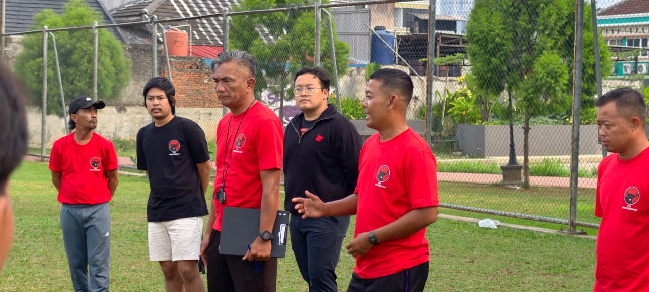 Abraham Garuda Laksono dorong pembinaan pemain muda Banten menuju Soekarno Cup 2026 di Stadion Mini Kelapa Dua.