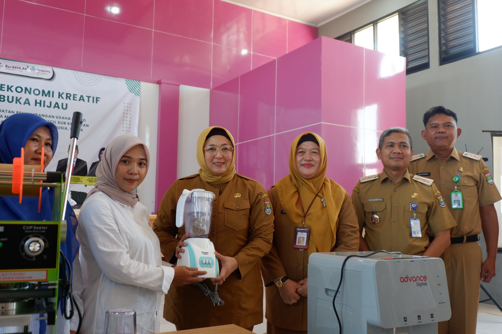 Bantuan UMKM di Tigaraksa diharapkan dorong inovasi, tingkatkan kualitas produk, serta memperkuat daya saing pelaku usaha lokal.