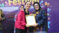 Talkshow Kang Maman dan Shahnaz Haque memeriahkan Festival Literasi Tangerang Gemilang 2026 di Kabupaten Tangerang.