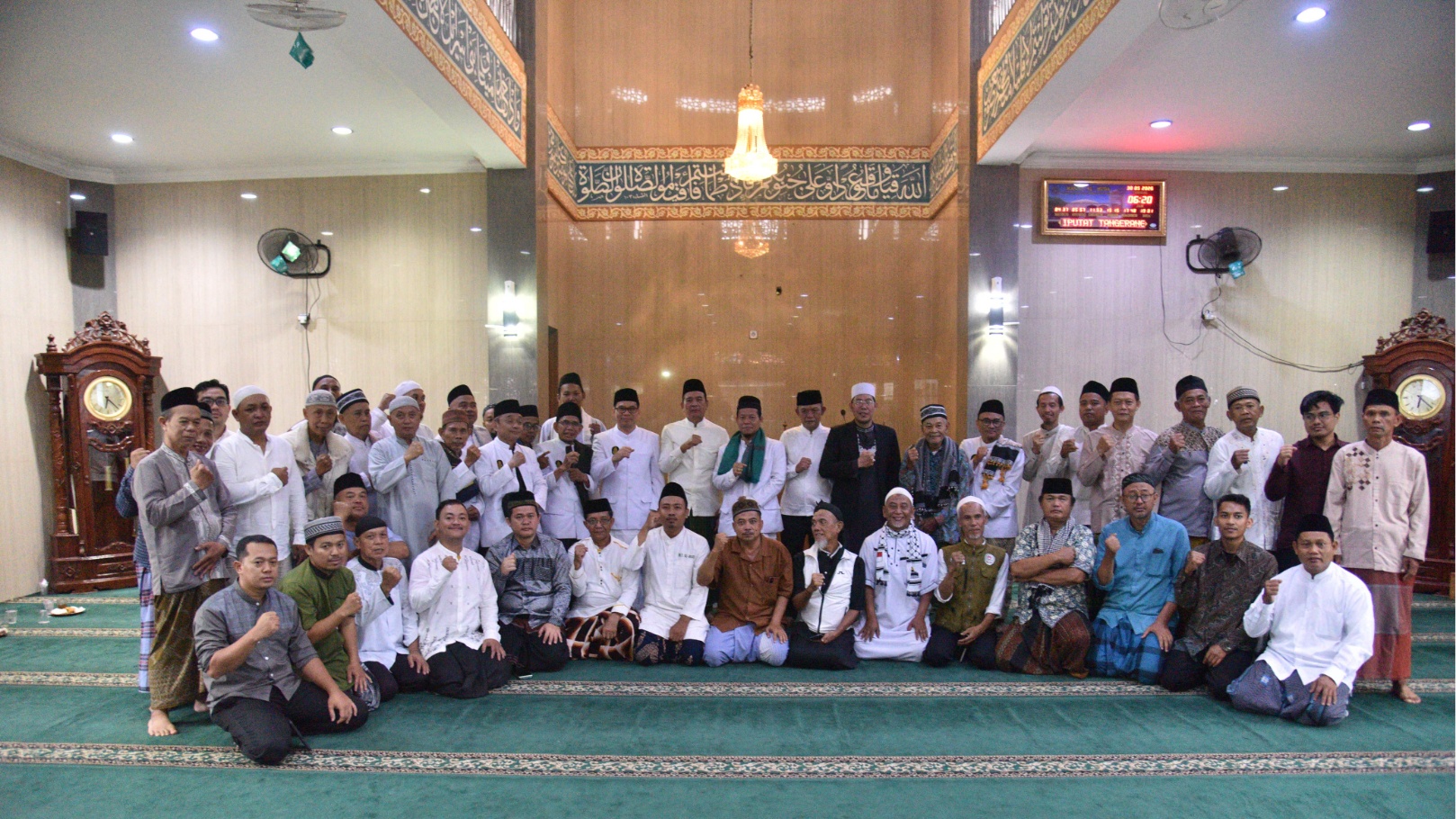 Pemkot Tangsel membangun jaringan masjid terkoneksi untuk memperkuat dakwah, pendidikan keagamaan, dan kolaborasi antarumat.