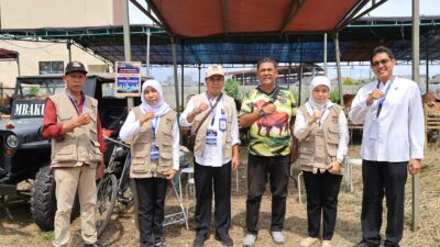 Pemkab Tangerang kerahkan ratusan petugas untuk awasi kesehatan hewan kurban di berbagai lapak guna pastikan aman dan bebas penyakit.