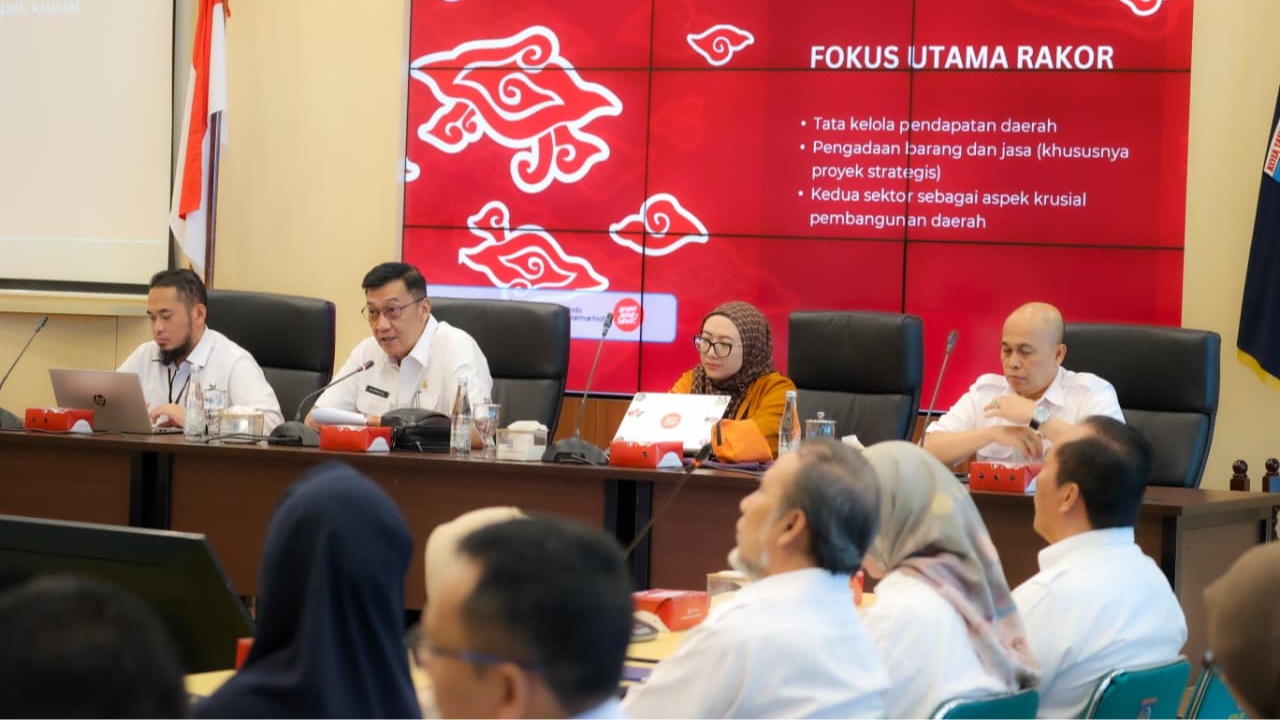Pemkot Tangsel menekankan pentingnya integritas dan transparansi pengelolaan keuangan daerah saat rapat bersama KPK.