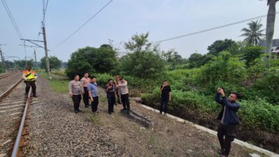 Perjalanan KA Daru–Parung Panjang sempat terganggu setelah kabel sensor persinyalan di Stasiun Daru hilang.