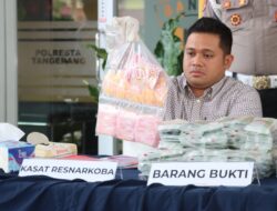 Polisi Sita Rp3,5 Juta dan Ribuan Obat Keras dalam Penggerebekan di Tangerang