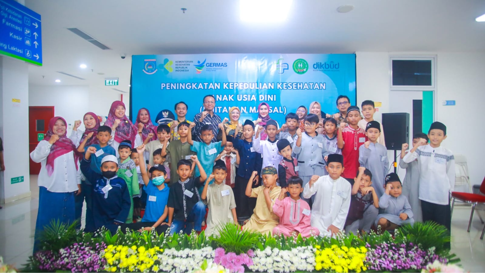 57 anak usia 3-11 tahun ikuti khitanan massal gratis GOPTKI di RSUD Pondok Aren Tangsel. Program rutin wujud kepedulian kesehatan anak.
