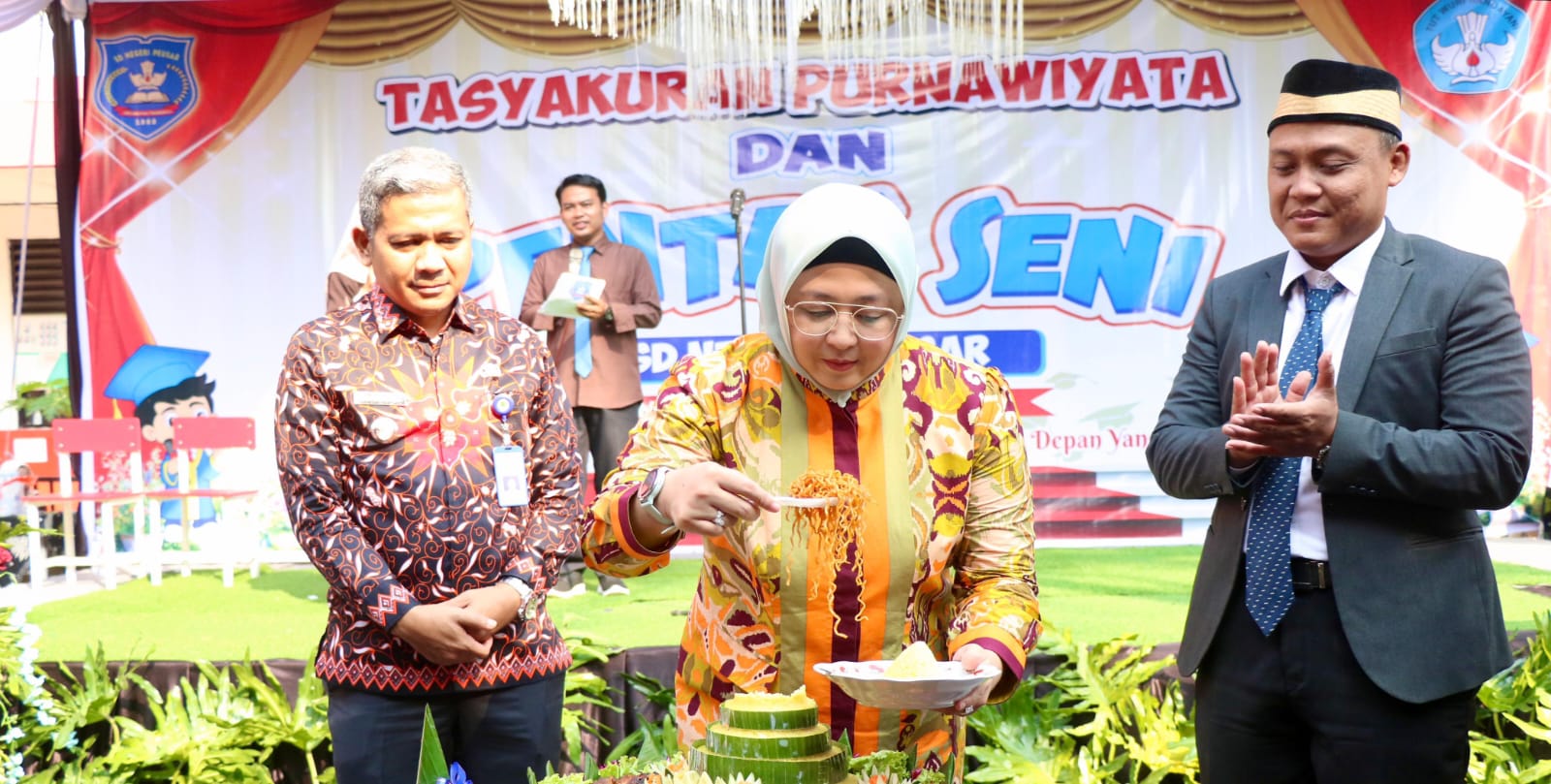 Wabup Tangerang Intan Nurul Himah menekankan pendidikan holistik, penguatan karakter, dan pengembangan bakat siswa SDN Peusar.