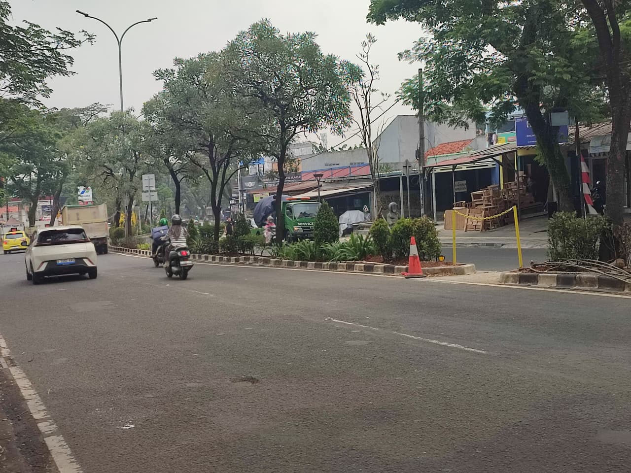 Pemkot Tangsel melalui Dishub membuka u-turn sementara di Ciater Raya sebagai respons atas kondisi rawan kecelakaan dan aspirasi warga.