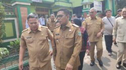 Andra Soni meminta sekolah, siswa, dan orang tua berkomitmen menyukseskan Program Sekolah Gratis di Banten.