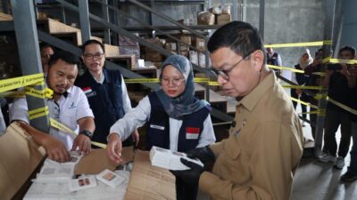 BPOM sita lebih dari 2 juta kosmetik tanpa izin edar di Tangerang yang didominasi produk impor dan berisiko bagi kesehatan masyarakat.