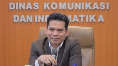 Pemkot Tangsel memastikan penggunaan mobil dinas berpelat putih telah sesuai Perpol Nomor 7 Tahun 2021 dan dipakai untuk operasional.