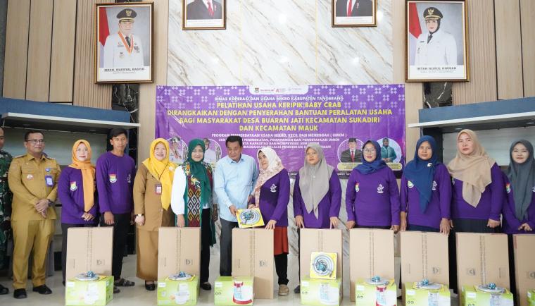 Sebanyak 65 warga Sukadiri–Mauk ikut pelatihan baby crab dan terima bantuan kompor hingga booth UMKM dari Pemkab Tangerang.
