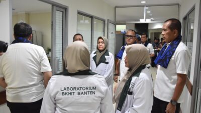 Komisi IV DPR RI meninjau pelayanan karantina, instalasi hewan, dan laboratorium terpadu Karantina Banten di Soetta.